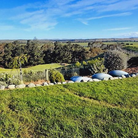 Hill Top Retreat Lower Dashwood Екстериор снимка