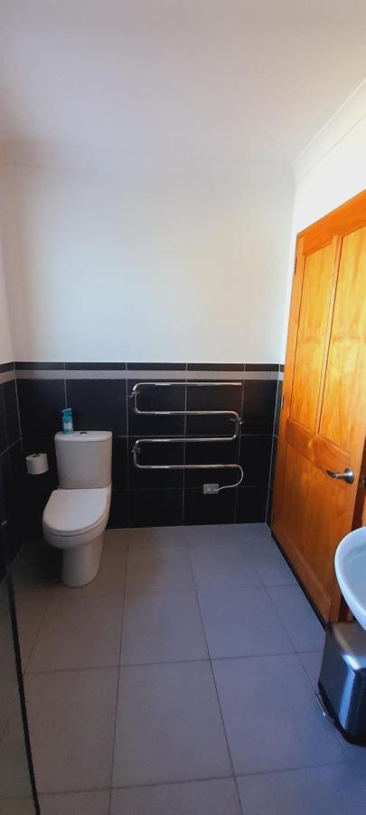 Hill Top Retreat Lower Dashwood Екстериор снимка